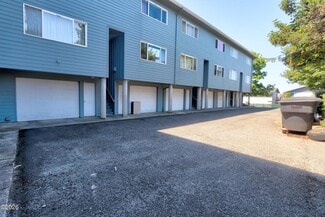 More details for 213 NE 7th St, Newport, OR - Multifamily for Sale