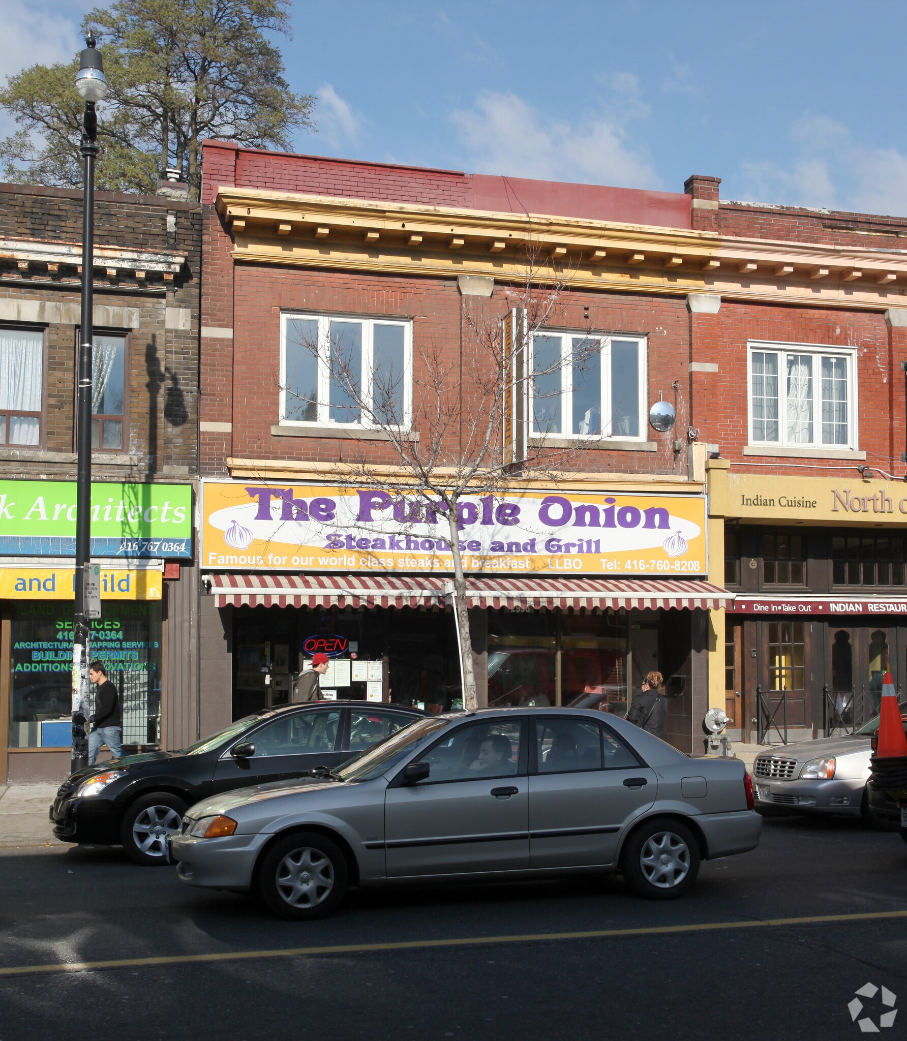 2998 Dundas St W, Toronto, ON à vendre Photo principale- Image 1 de 1