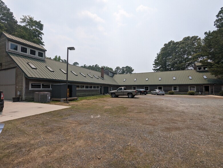 18321 Parkway, Melfa, VA à vendre - Photo du bâtiment - Image 2 de 12