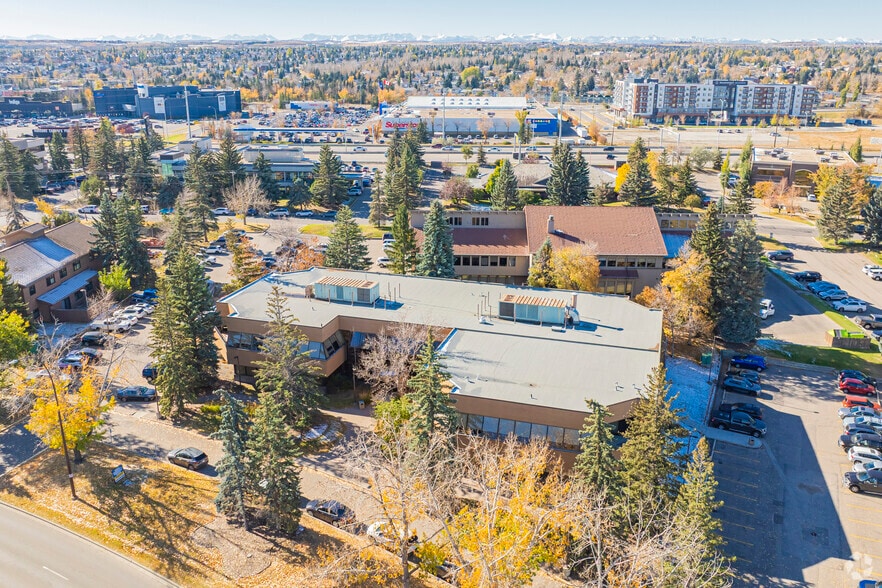 251 Midpark Blvd SE, Calgary, AB à louer - Aérien - Image 2 de 2