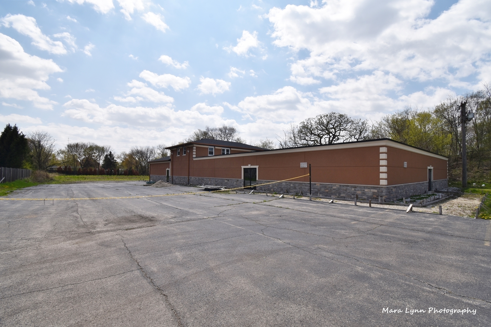 170 W Roosevelt Rd, West Chicago, IL à vendre Photo du bâtiment- Image 1 de 1