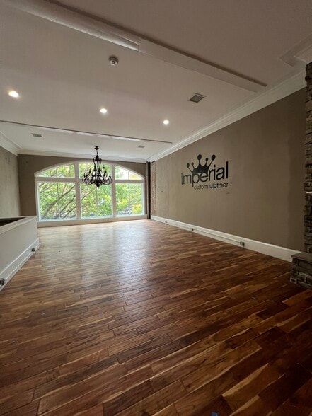 1537 Main St, Columbia, SC à louer - Photo du bâtiment - Image 3 de 37