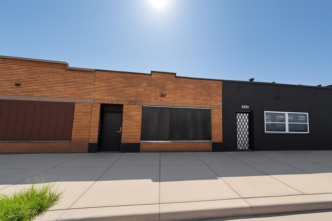 More details for 17156 E Warren Ave, Detroit, MI - Retail for Sale