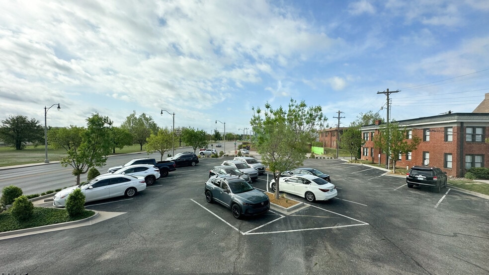 1611-1613 N Broadway Ave, Oklahoma City, OK à louer - Photo intérieure - Image 2 de 14