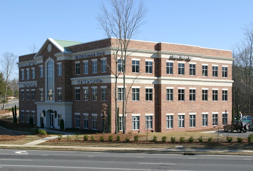 7825 Ballantyne Commons Pky, Charlotte, NC à louer - Photo du bâtiment - Image 2 de 14