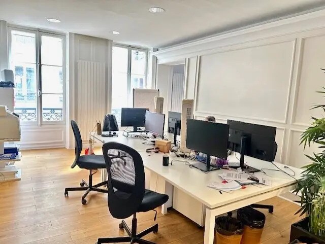 Bureau dans Paris à louer - Photo intérieure - Image 1 de 11