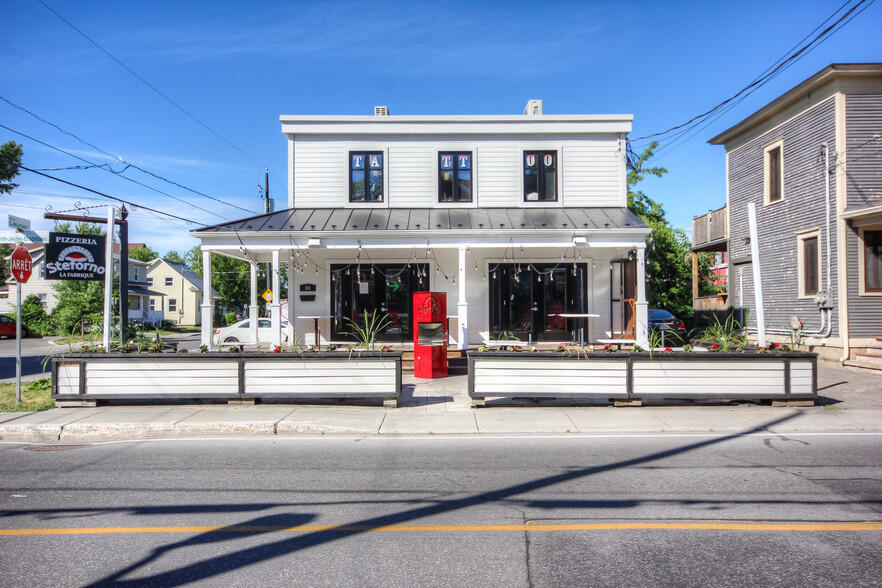 66 Rue Saint-Jean-Baptiste, Beloeil, QC à vendre - Photo du bâtiment - Image 1 de 1