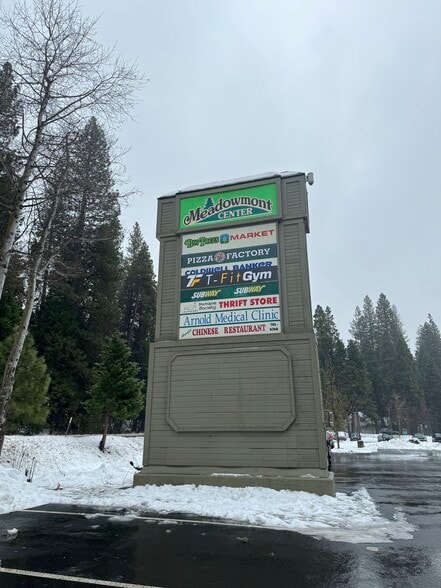 2182 Highway 4, Arnold, CA à louer - Photo du bâtiment - Image 3 de 4