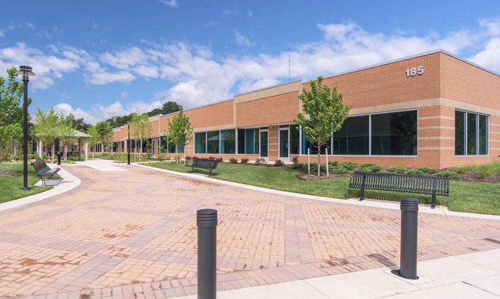 185 Harry S Truman Pky, Annapolis, MD for lease - Building Photo - Image 2 of 12