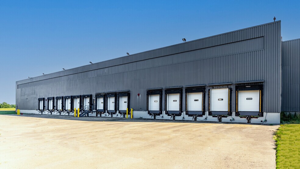 150 Loomis Pky, Ravenna, OH à louer - Photo du bâtiment - Image 2 de 11