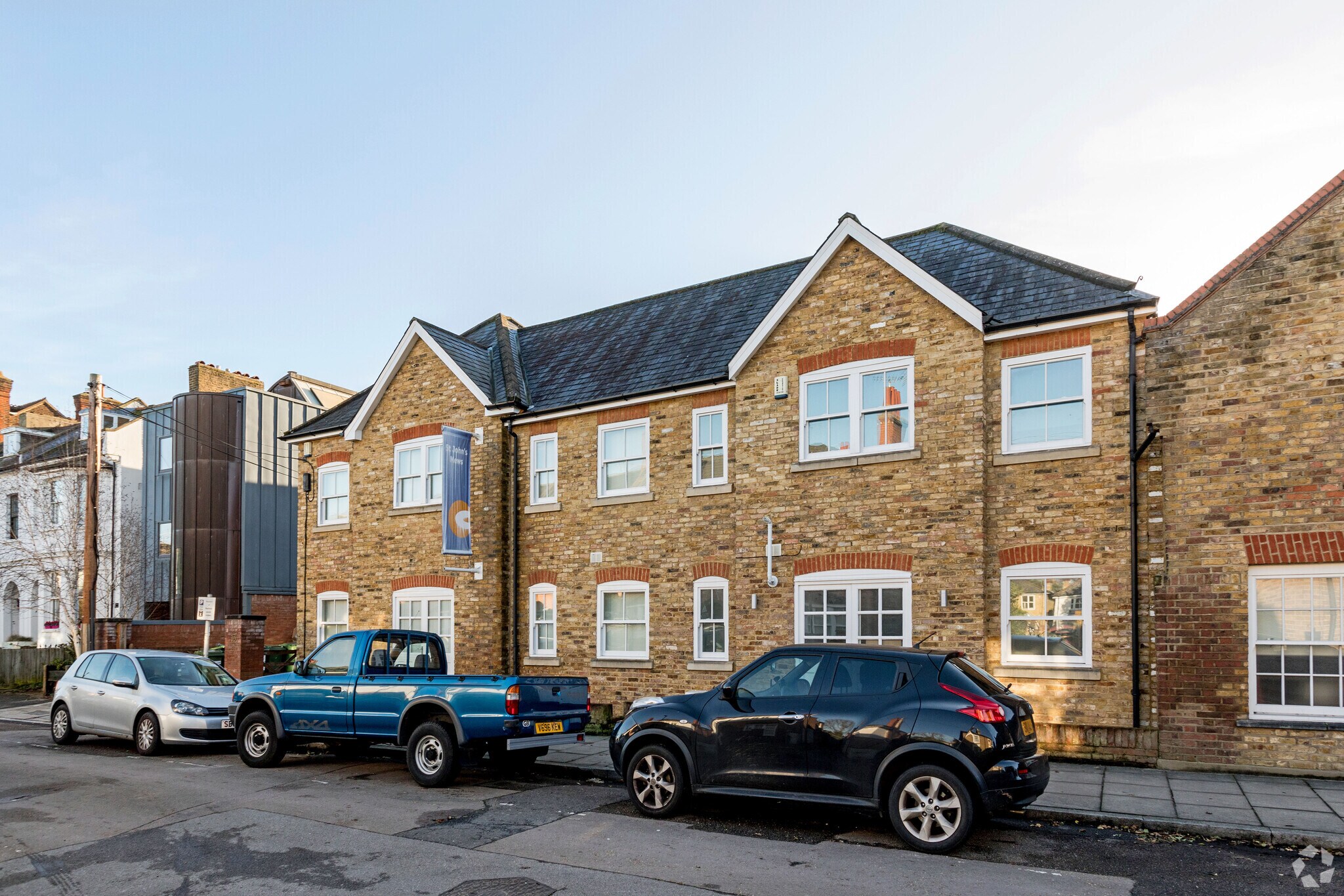 St Johns Rd, Kingston Upon Thames à louer Photo principale- Image 1 de 16