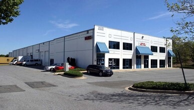 7931-7997 Fernham Ln, Forestville, MD for lease Building Photo- Image 1 of 4