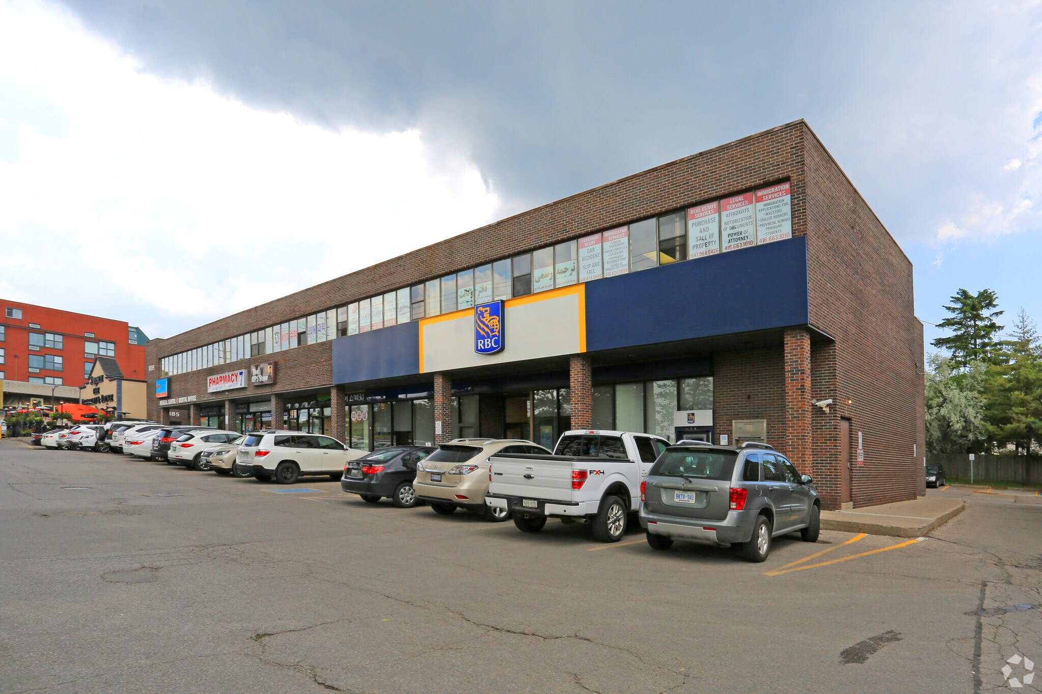 8161-8185 Yonge St, Markham, ON à vendre Photo principale- Image 1 de 1