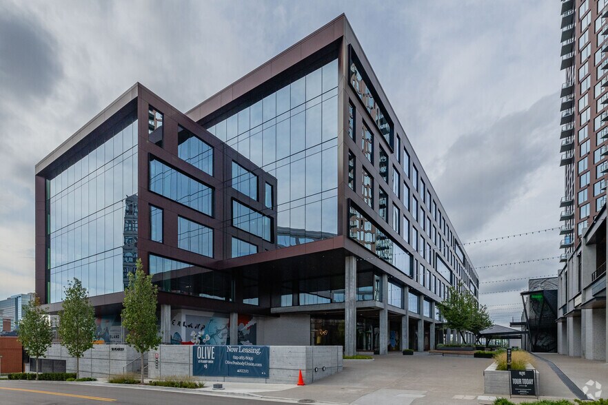 50 Peabody St, Nashville, TN à louer - Photo du bâtiment - Image 2 de 6