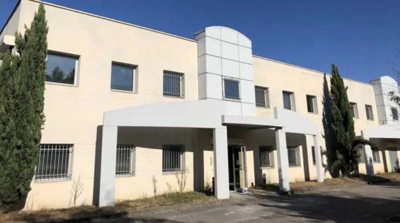 Flex in Saint-Priest for sale - Building Photo - Image 2 of 9