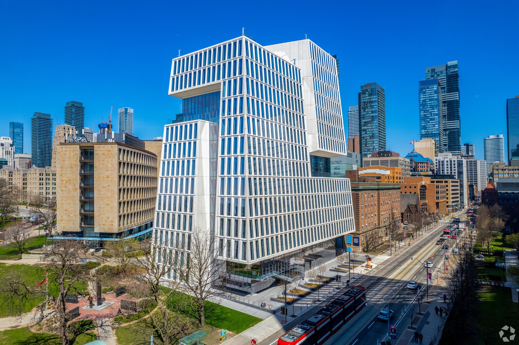 108 College St, Toronto, ON for sale Building Photo- Image 1 of 1