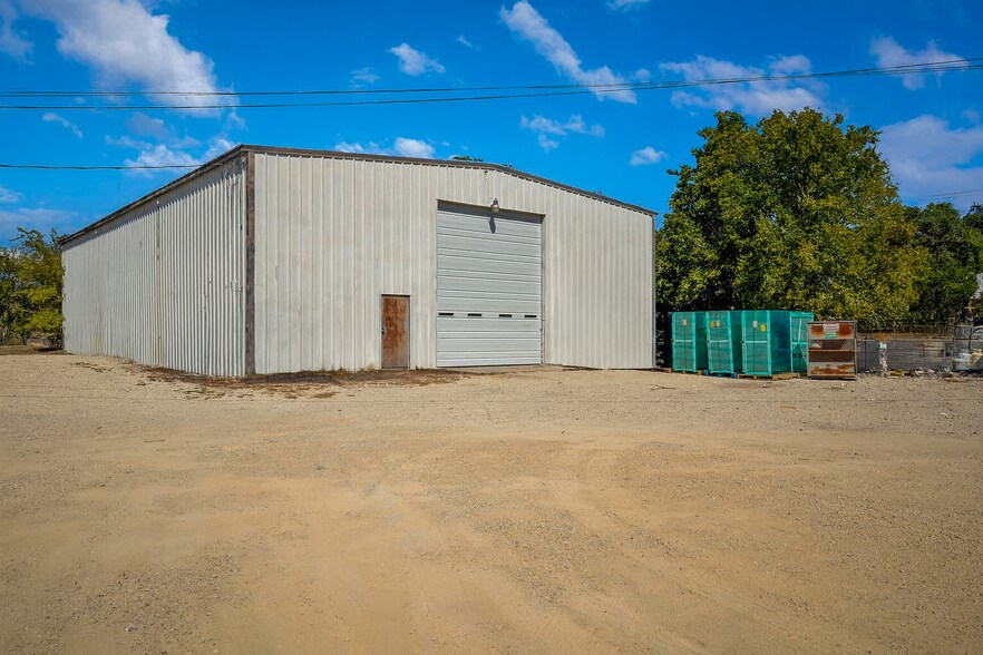 303 Ebner St, Boerne, TX à vendre - Photo du bâtiment - Image 2 de 12