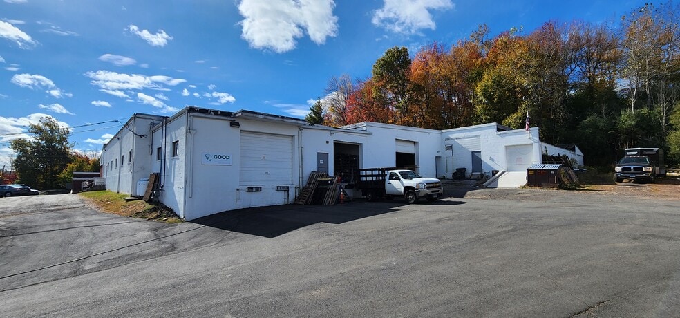 4 Alcap Rdg, Cromwell, CT for lease - Building Photo - Image 1 of 16