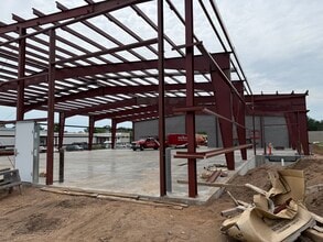 3222 Louis Ave, Eau Claire, WI for lease Building Photo- Image 2 of 4