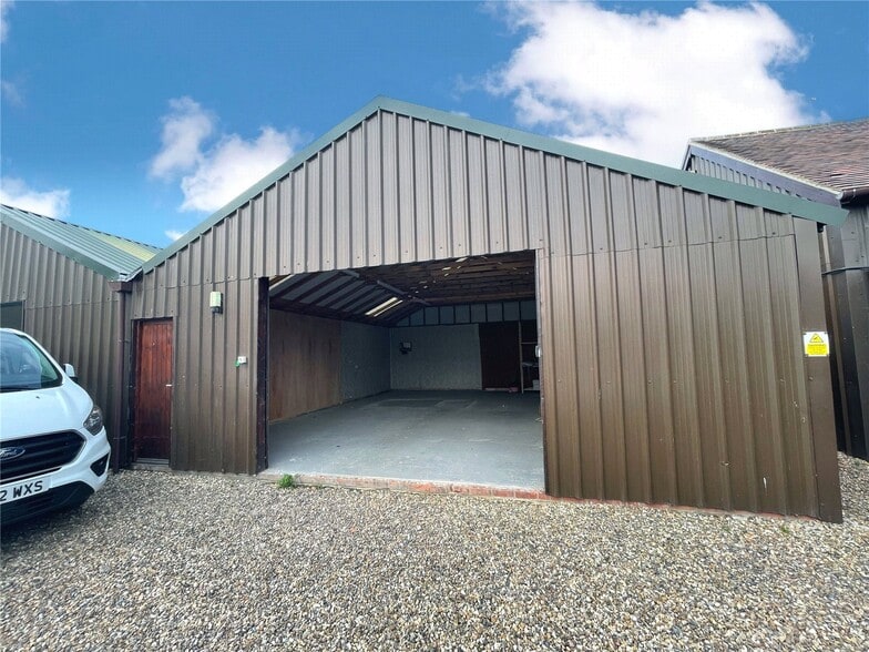 Lower Rd, Hockley for lease - Building Photo - Image 3 of 14