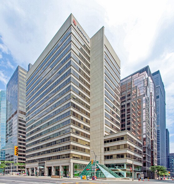 55 University Ave, Toronto, ON à louer - Photo du bâtiment - Image 3 de 13