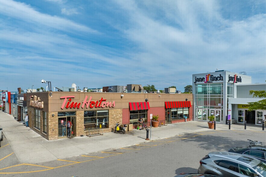 1911 Finch Ave, Toronto, ON à louer - Photo du bâtiment - Image 3 de 5
