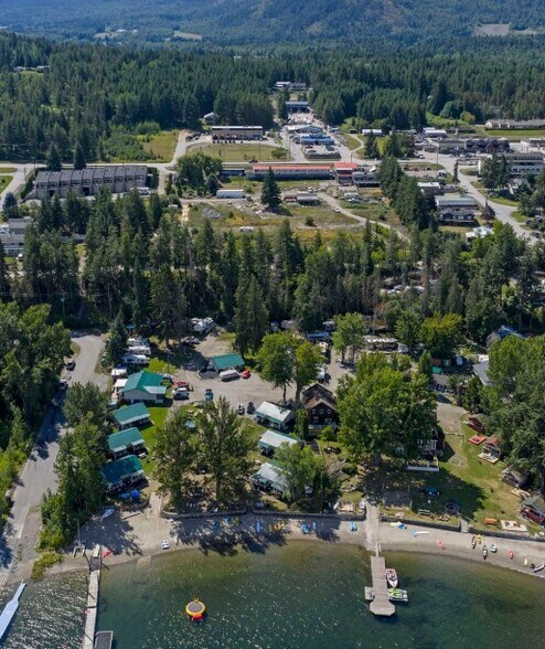 1276-1283 Dieppe Rd, Scotch Creek, BC à vendre - Photo du bâtiment - Image 1 de 1