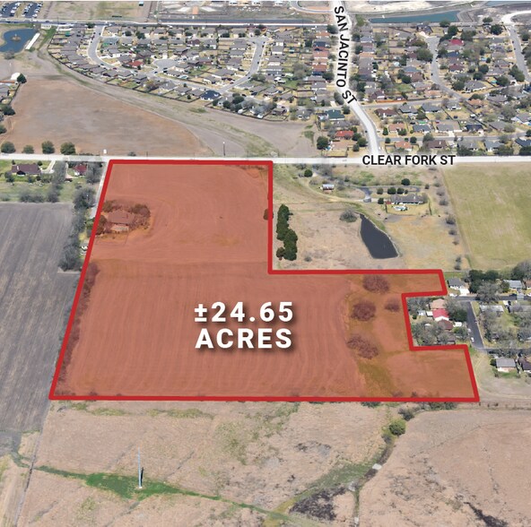 1480 Clearfork St, Lockhart, TX à vendre - Photo du bâtiment - Image 3 de 6