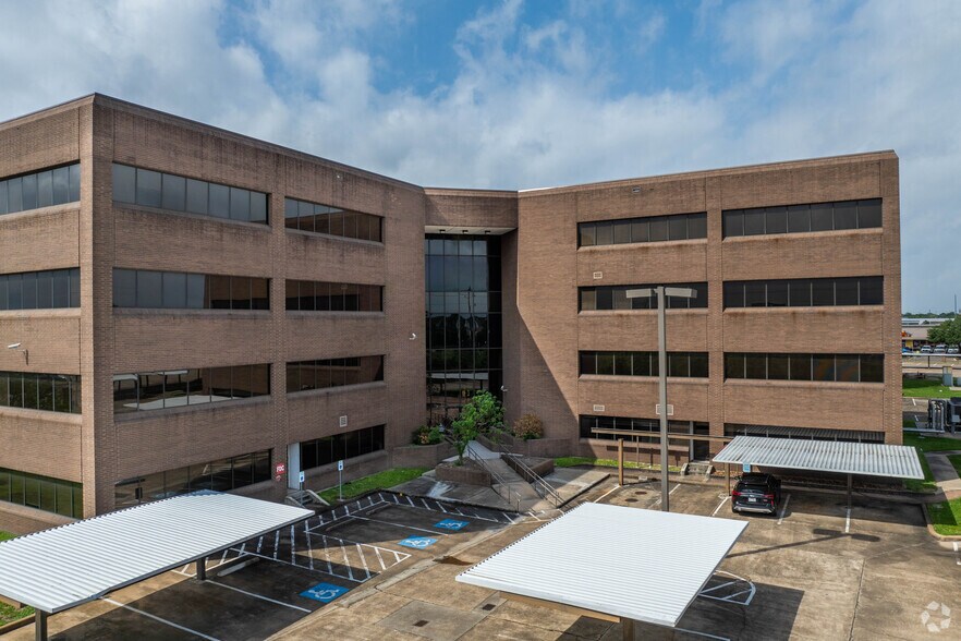 9720 Beechnut St, Houston, TX for sale - Building Photo - Image 3 of 5