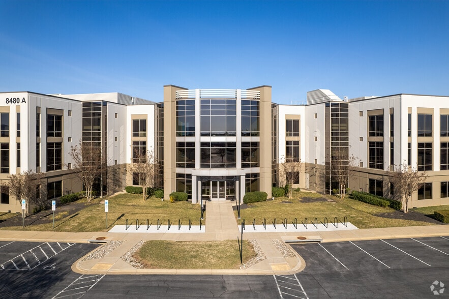 8480 Progress Dr, Frederick, MD for lease - Building Photo - Image 3 of 14