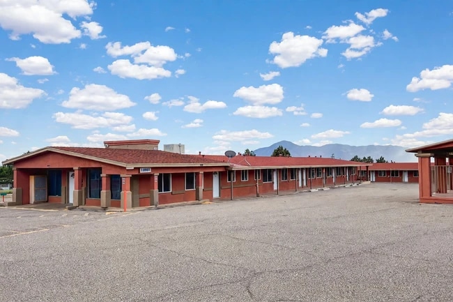 More details for 1372 W Highway 92, Bisbee, AZ - Multifamily for Sale