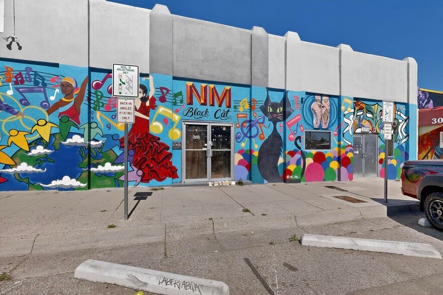 3011 Monte Vista Blvd NE, Albuquerque, NM for sale - Primary Photo - Image 1 of 39