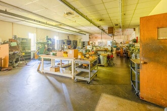 7 Stuart Rd, Chelmsford, MA for lease Interior Photo- Image 2 of 2