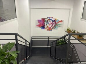 Office in Pantin for lease Interior Photo- Image 1 of 6