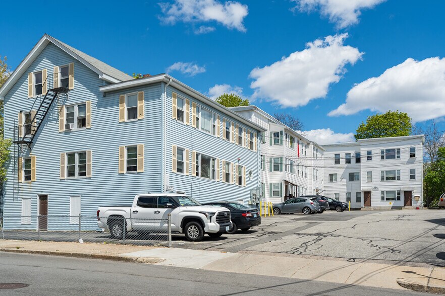 181-183 Rathbun St, Woonsocket, RI for sale - Primary Photo - Image 1 of 3