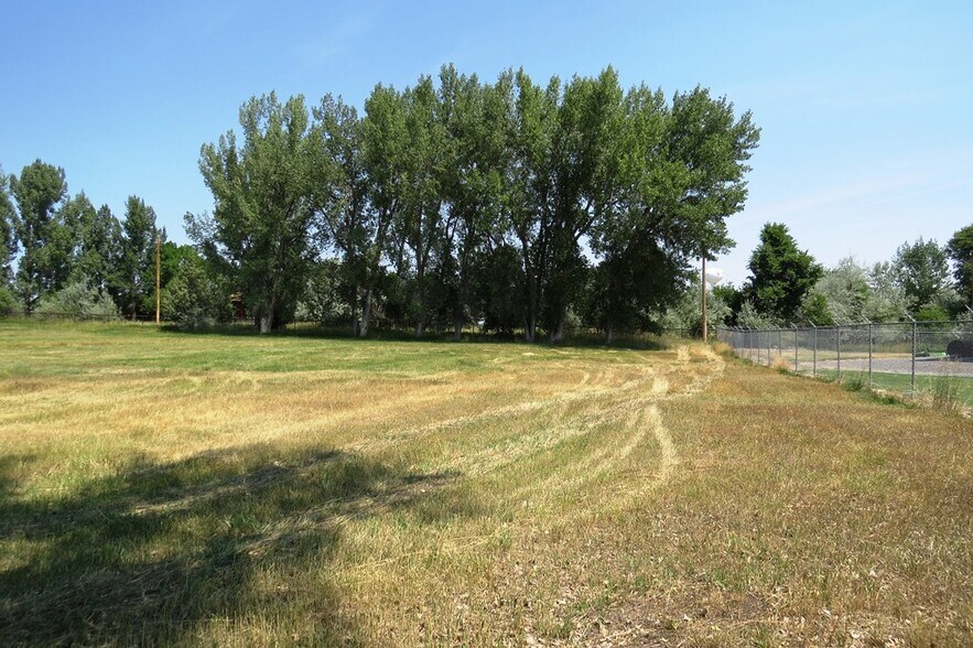 3402 W Main, Riverton, WY à vendre - Photo du bâtiment - Image 3 de 8