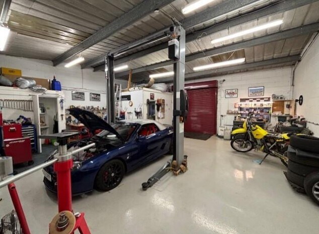 30 Huffwood Trading Estate, Partridge Green à vendre - Photo intérieure - Image 3 de 3