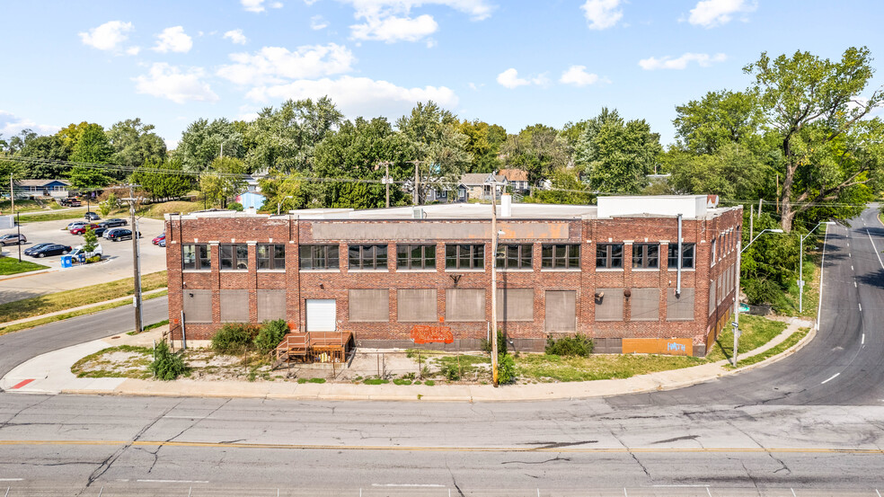 6100 Wilson Ave, Kansas City, MO for sale - Building Photo - Image 3 of 24