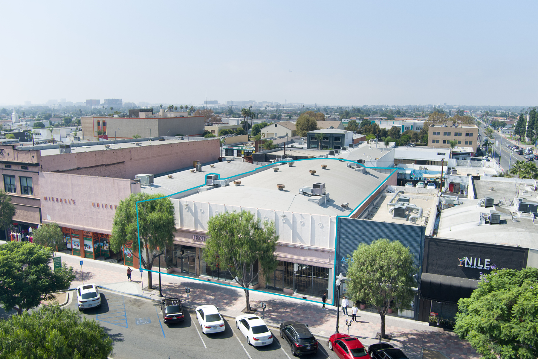 215-217 S Market St, Inglewood, CA for lease Building Photo- Image 1 of 9