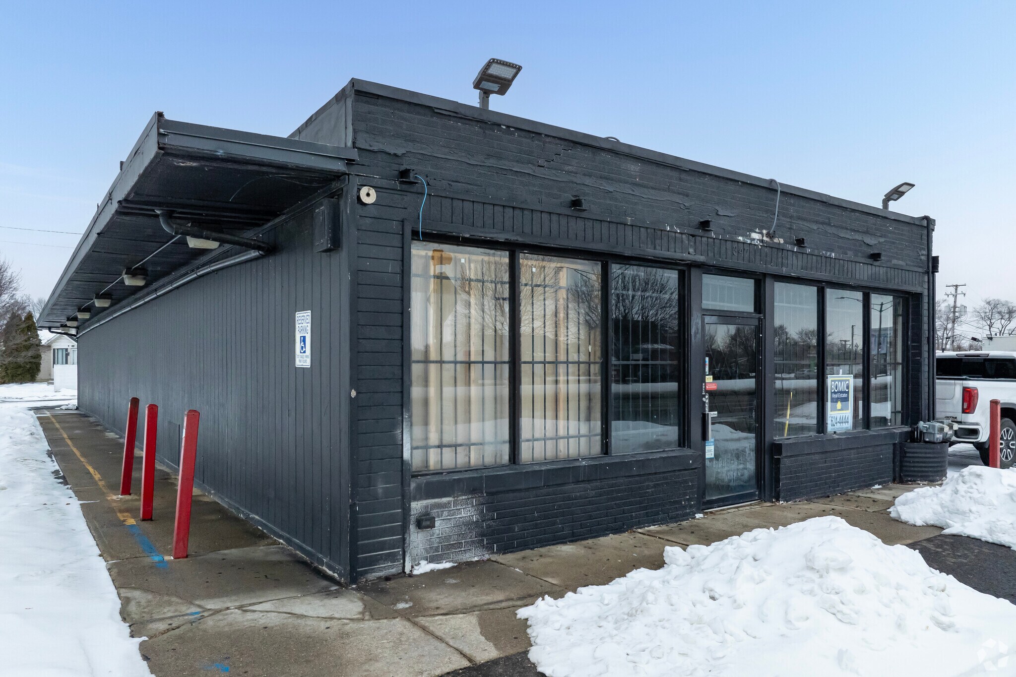 34705 S Gratiot Ave, Clinton Township, MI for lease Primary Photo- Image 1 of 35