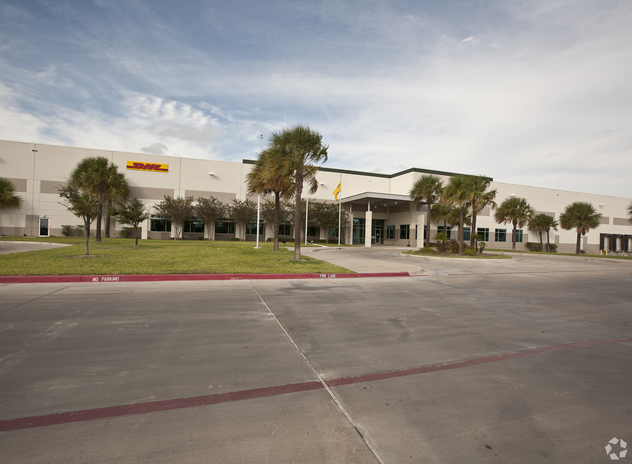 6100 International Pky, McAllen, TX for sale Primary Photo- Image 1 of 1