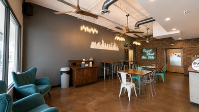 3420-3440 N St Marys St, San Antonio, TX for lease Interior Photo- Image 2 of 6