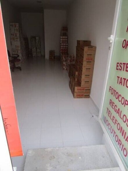Retail in Salamanca, Salamanca for lease - Interior Photo - Image 3 of 4