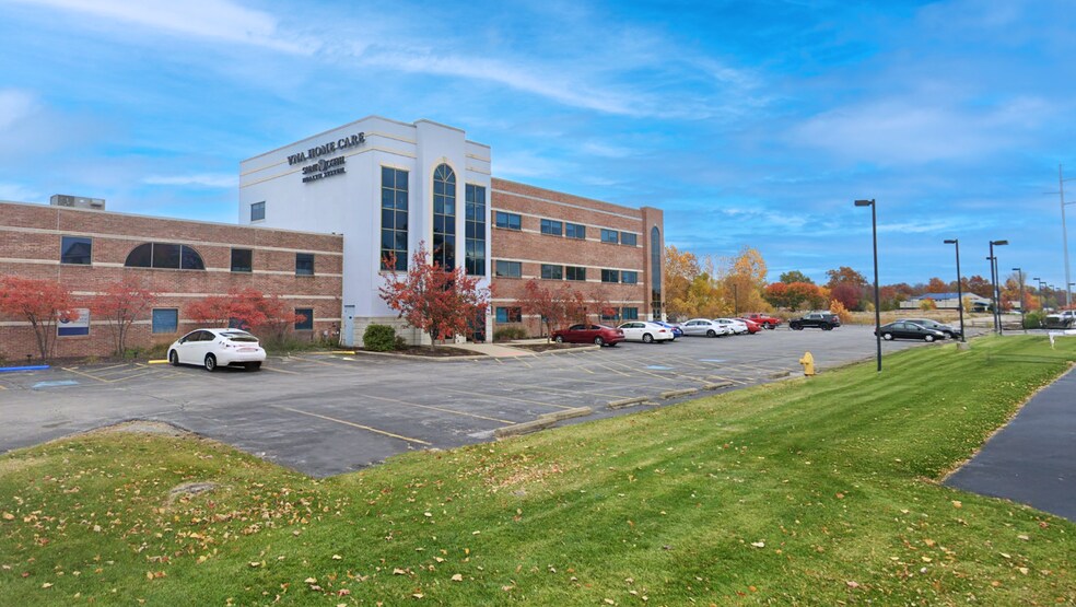 3838 N Main St, Mishawaka, IN à louer - Photo du bâtiment - Image 2 de 12