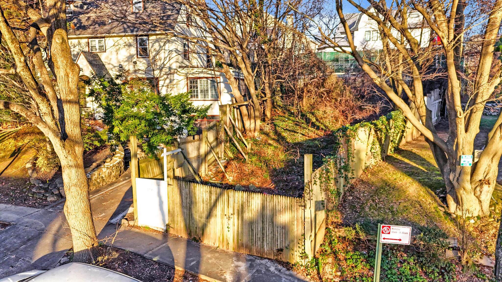 115-15 Curzon rd, Richmond Hill, NY à vendre Photo principale- Image 1 de 18