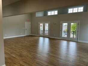 520 Meritage St, Greer, SC for lease Interior Photo- Image 2 of 7