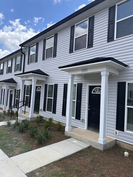 2288 Del Carmel Way, Tallahassee, FL à vendre - Photo principale - Image 1 de 16