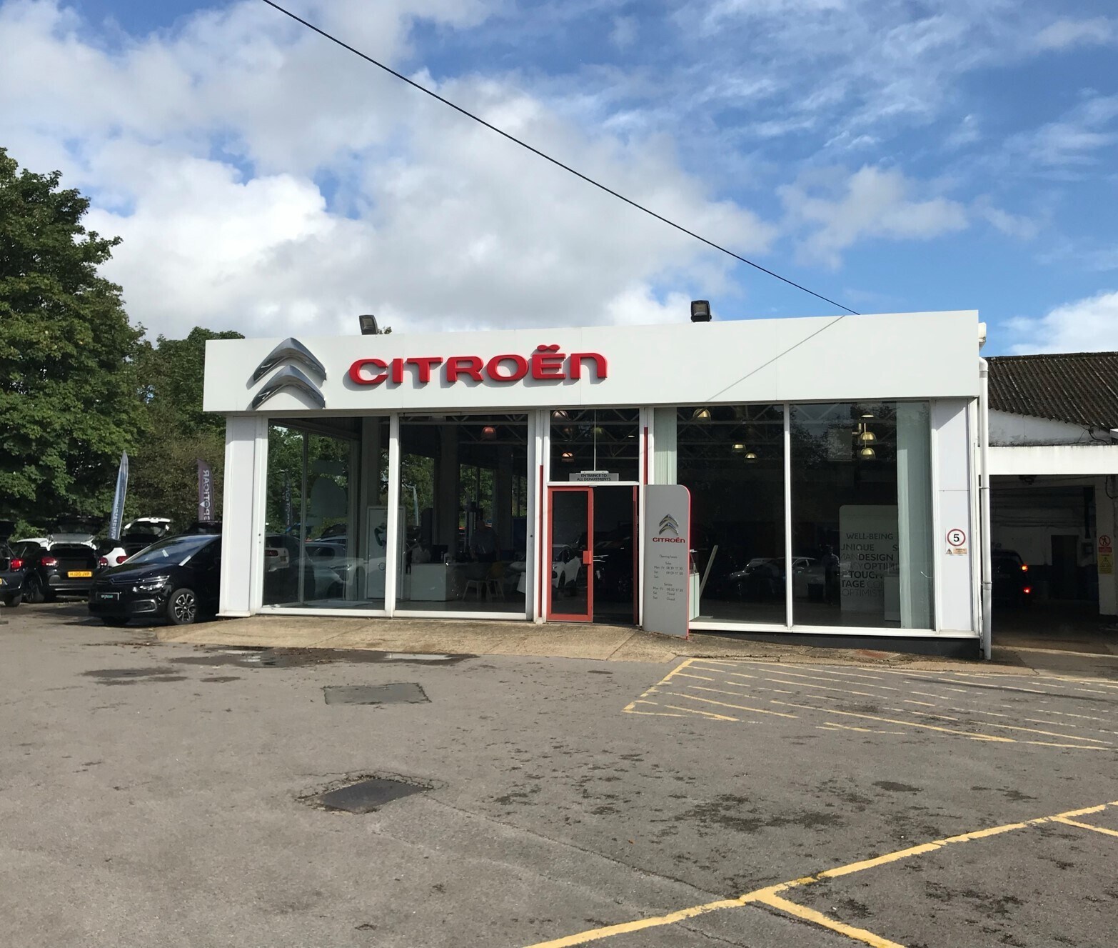 Old Portsmouth Rd, Godalming à vendre Photo principale- Image 1 de 5