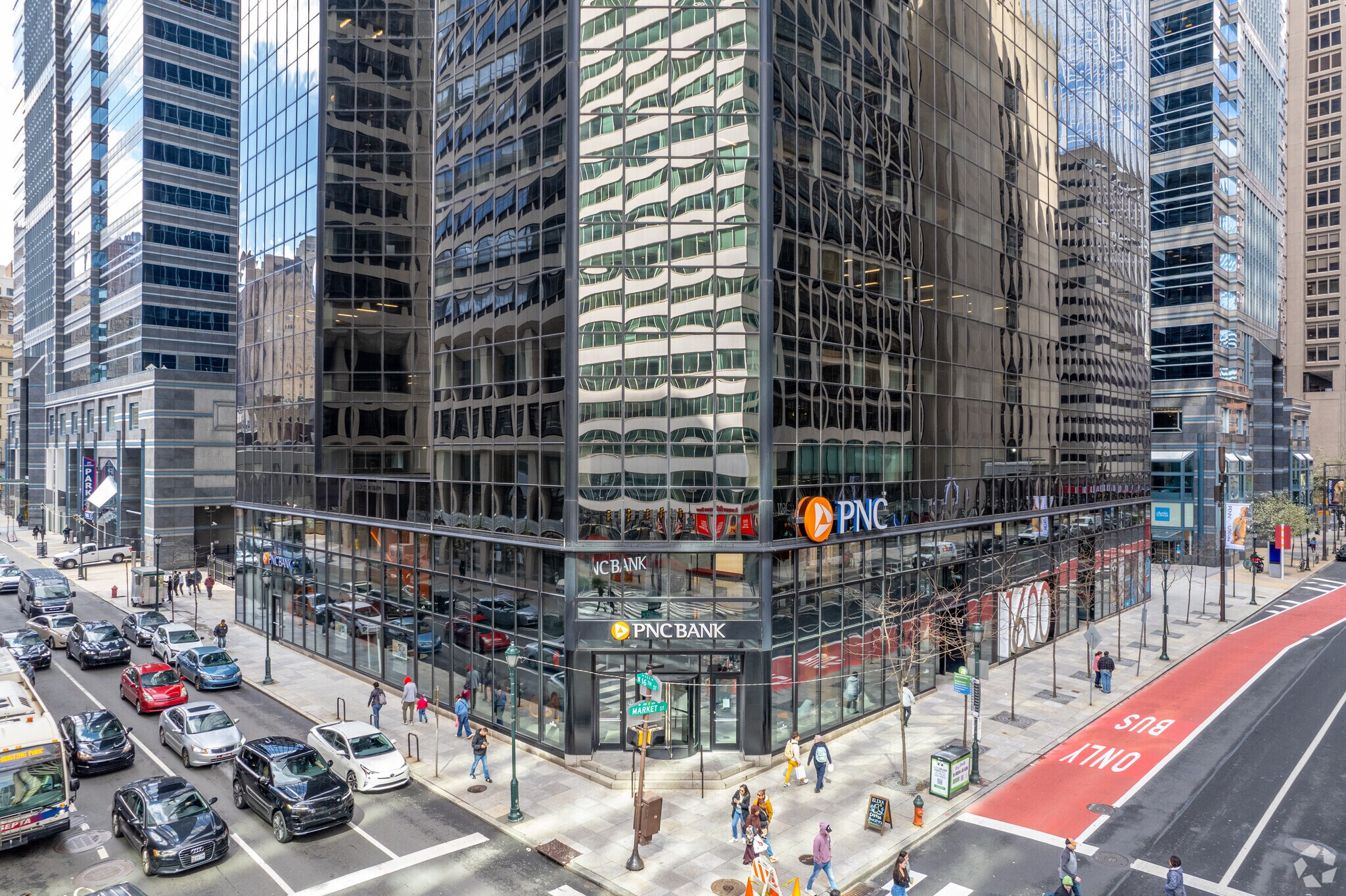 1600 Market St, Philadelphia, PA à louer Photo du bâtiment- Image 1 de 19