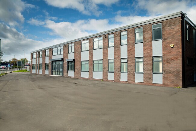 Plus de détails pour 11 Pontefract Ln, Leeds - Industriel à louer